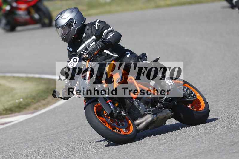 /01 02.04.2026 MAZ ADR/Gruppe gelb Gruppe gruen/30